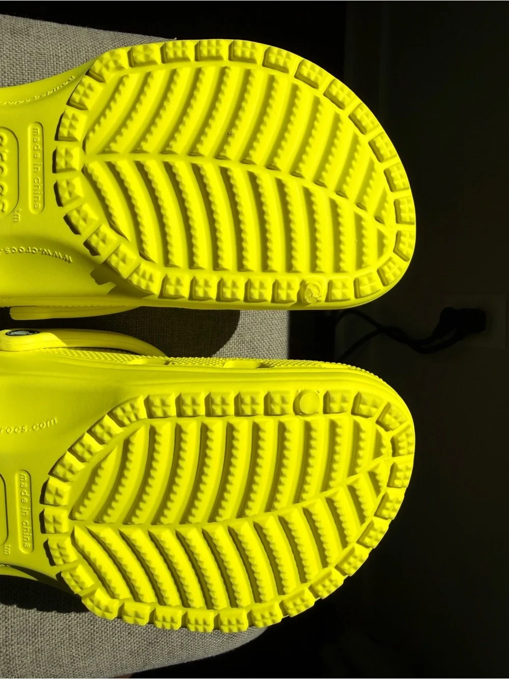 CROCS Classic Clog in Bright Yellow